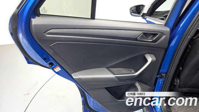 Volkswagen T-Roc 2.0 TDI Prestige 2021 — фото 25