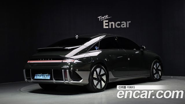 Hyundai Ioniq 6 Long Range Exclusive + 2023 — фото 2