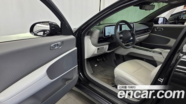 Hyundai Ioniq 6 Long Range Exclusive + 2023 — фото 10