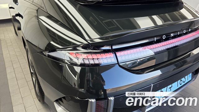 Hyundai Ioniq 6 Long Range Exclusive + 2023 — фото 23