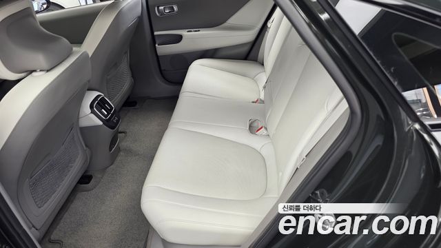 Hyundai Ioniq 6 Long Range Exclusive + 2023 — фото 26