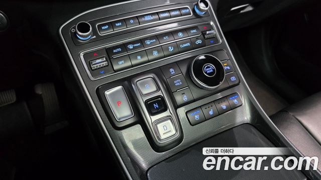 Hyundai Santa Fe Diesel 2.2 2WD Premium Choice 2021 — фото 9