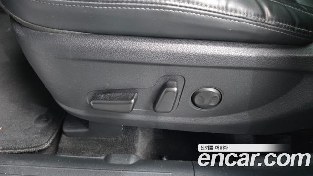 Hyundai Santa Fe Diesel 2.2 2WD Premium Choice 2021 — фото 31