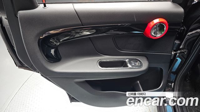 MINI Cooper Countryman Classic Plus Launch Pack 2nd Gen 2023 — фото 31