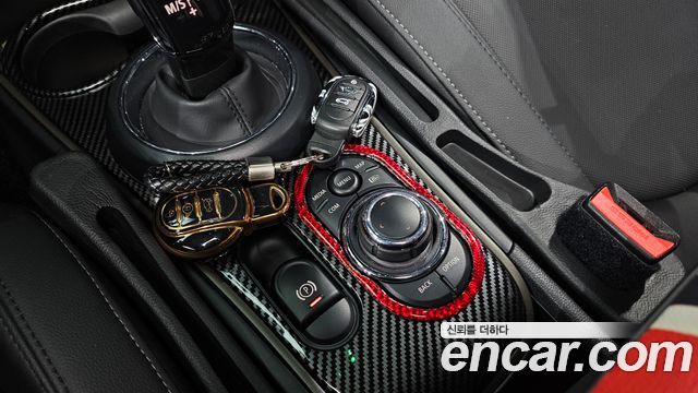 MINI Cooper Countryman Classic Plus Launch Pack 2nd Gen 2023 — фото 36