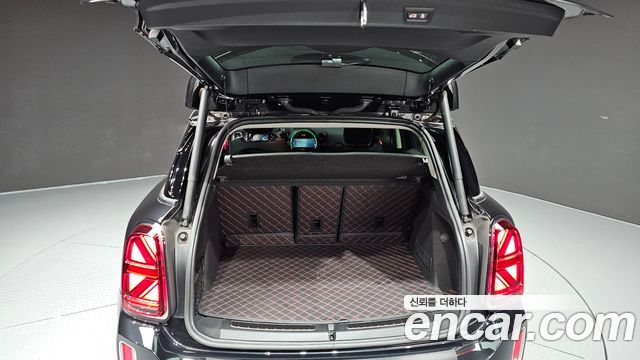 MINI Cooper Countryman Classic Plus Launch Pack 2nd Gen 2023 — фото 42