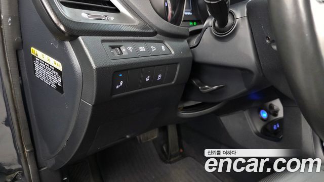 Hyundai Santa Fe The Prime Diesel 2.0 2WD Value Plus 2018 — фото 18