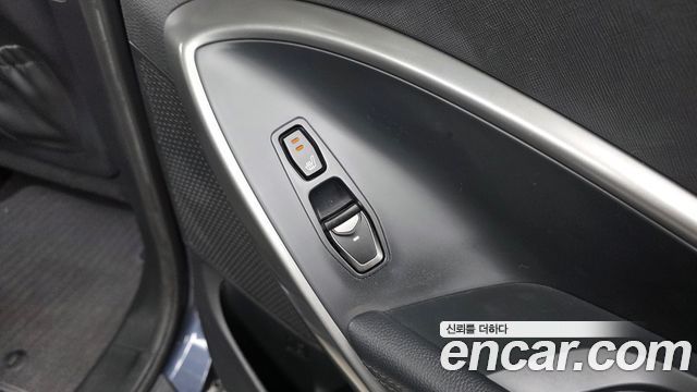 Hyundai Santa Fe The Prime Diesel 2.0 2WD Value Plus 2018 — фото 19