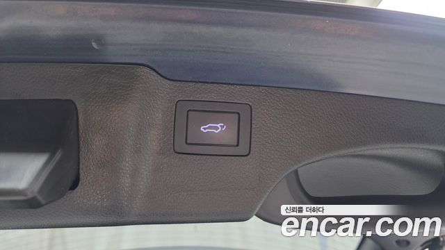 Hyundai Santa Fe The Prime Diesel 2.0 2WD Value Plus 2018 — фото 29