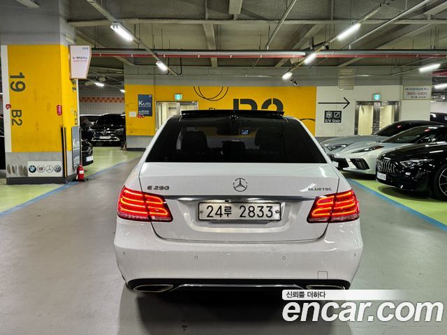 Mercedes-Benz E-Class (W212) E250 BlueTec 4MATIC AV 2015 — фото 4