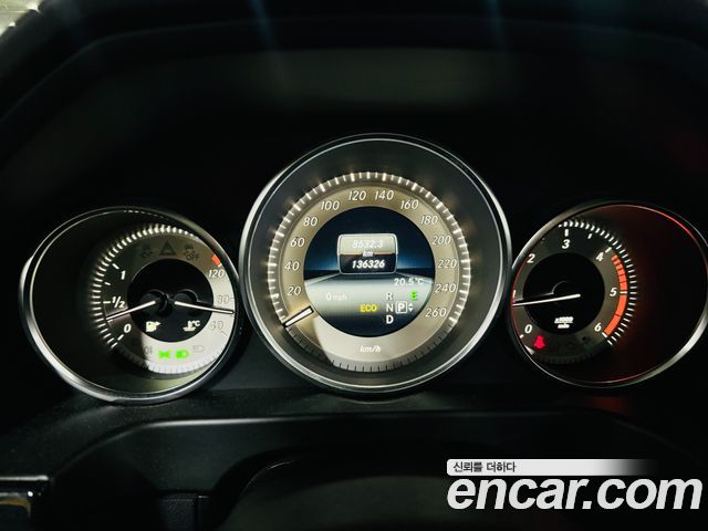 Mercedes-Benz E-Class (W212) E250 BlueTec 4MATIC AV 2015 — фото 5