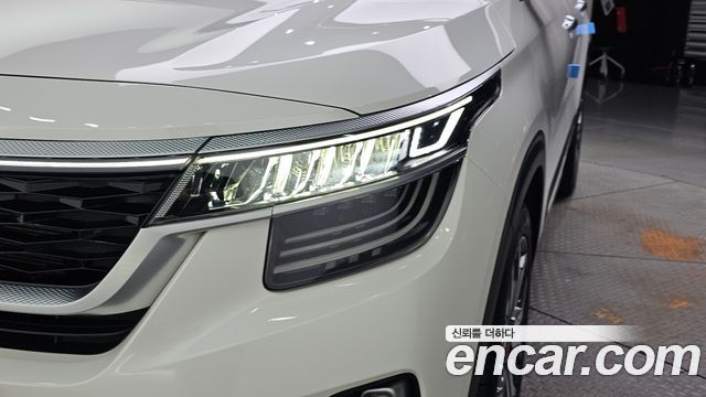 Kia Seltos Gasoline 1.6 Turbo 2WD Signature 2022 — фото 22