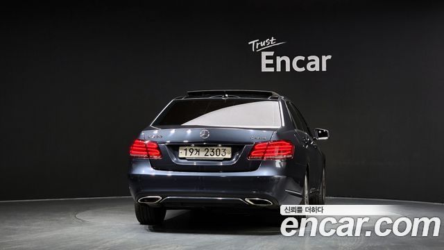 Mercedes-Benz E-Class (W212) E300 4MATIC Avantgarde 2014 — фото 4
