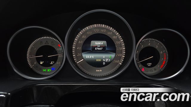 Mercedes-Benz E-Class (W212) E300 4MATIC Avantgarde 2014 — фото 8