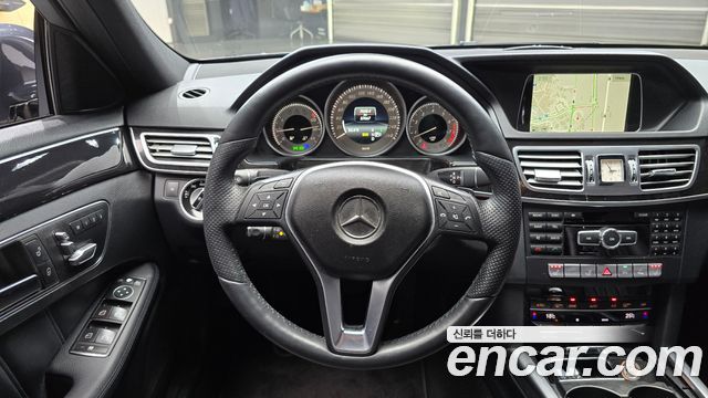 Mercedes-Benz E-Class (W212) E300 4MATIC Avantgarde 2014 — фото 13