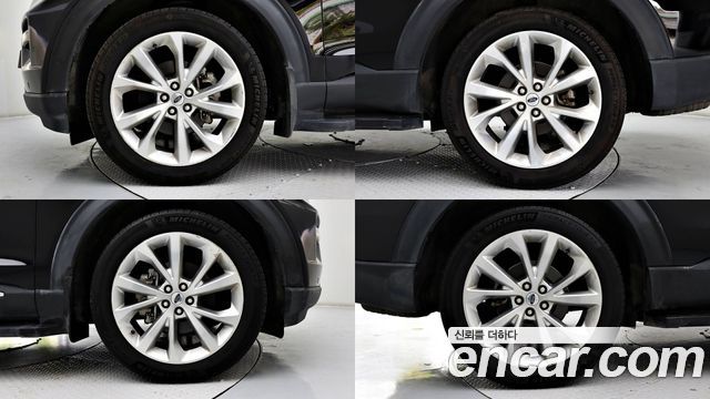 Ford Explorer (VI) 3.0 Platinum 4WD 2022 — фото 5