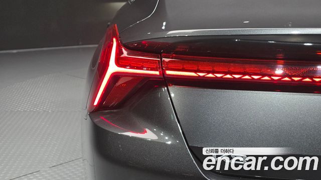 Kia K8 Hybrid Signature Special 2024 — фото 29
