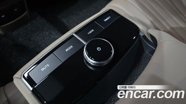 Kia K8 Hybrid Signature Special 2024 — фото 38