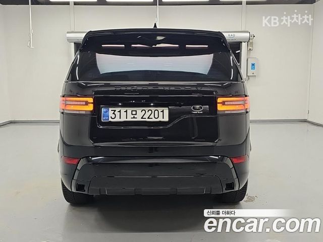 Land Rover Discovery 5 3.0 SD6 HSE Luxury 2020 — фото 4
