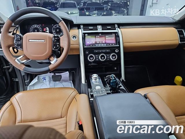 Land Rover Discovery 5 3.0 SD6 HSE Luxury 2020 — фото 7