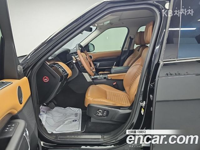 Land Rover Discovery 5 3.0 SD6 HSE Luxury 2020 — фото 18
