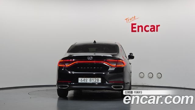 Hyundai Grandeur (IG) 2.2 Diesel Modern 2018 — фото 4