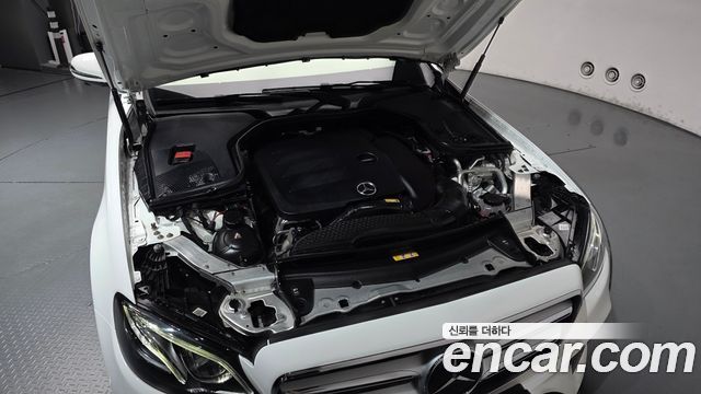 Mercedes-Benz E-Class (W213) E350 4MATIC AMG Line 2020 — фото 6