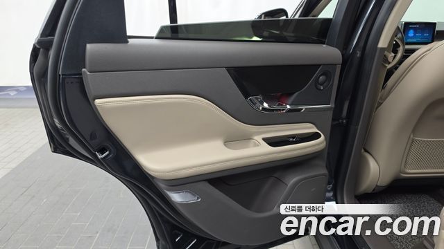 Lincoln Corsair 2.0 Reserve AWD 2021 — фото 25