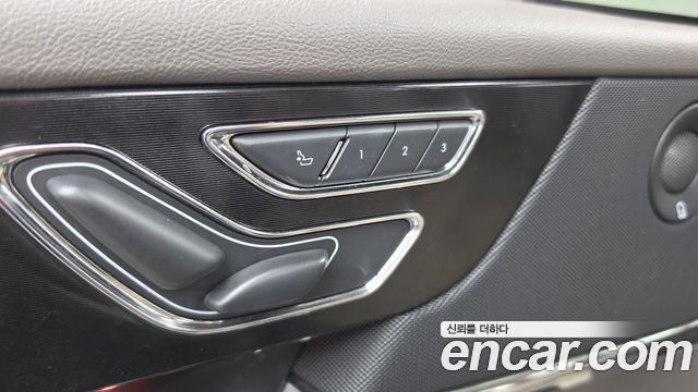 Lincoln Corsair 2.0 Reserve AWD 2021 — фото 29