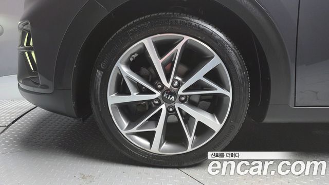 Kia Niro 1.6 HEV Noblesse 2020 — фото 5