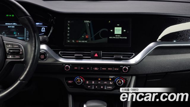 Kia Niro 1.6 HEV Noblesse 2020 — фото 14