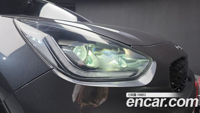 Kia Niro 1.6 HEV Noblesse 2020 — фото 22