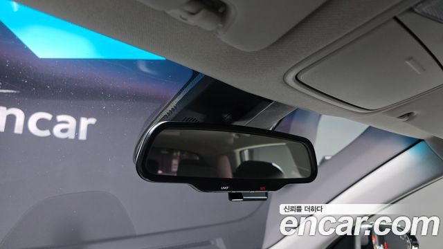 Kia Niro 1.6 HEV Noblesse 2020 — фото 28