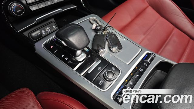 Kia Stinger 2.0 Turbo AWD Platinum 2020 — фото 9