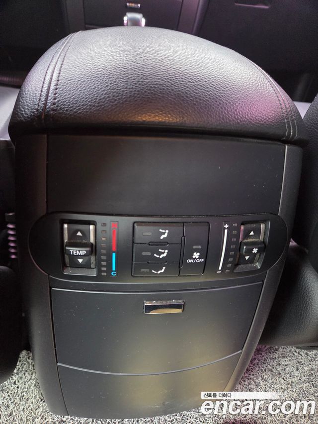 Kia Mohave 4WD KV 300 2015 — фото 9