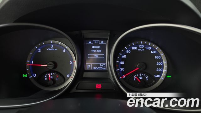 Hyundai Santa Fe (DM) Diesel(e-VGT) 2.2 2WD Premium 2013 — фото 8