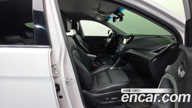 Hyundai Santa Fe (DM) Diesel(e-VGT) 2.2 2WD Premium 2013 — фото 10