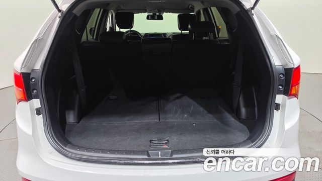 Hyundai Santa Fe (DM) Diesel(e-VGT) 2.2 2WD Premium 2013 — фото 20