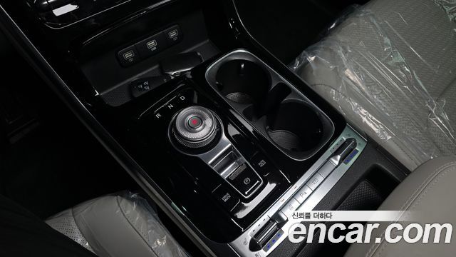 Kia Carnival (IV) Gasoline 7-Seater Signature 2023 — фото 9