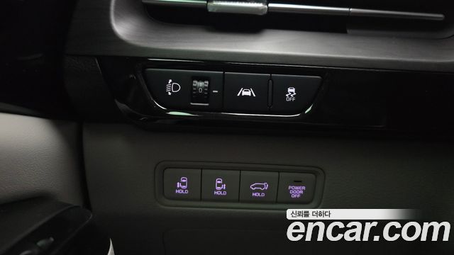 Kia Carnival (IV) Gasoline 7-Seater Signature 2023 — фото 18