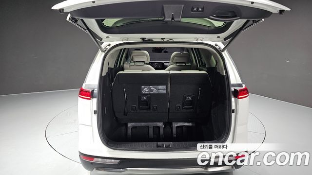 Kia Carnival (IV) Gasoline 7-Seater Signature 2023 — фото 20