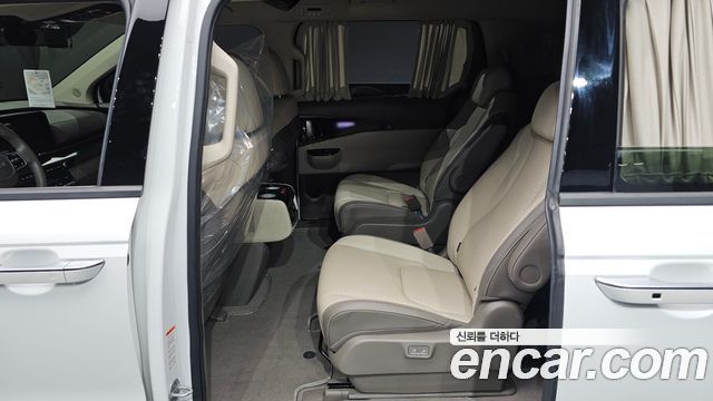 Kia Carnival (IV) Gasoline 9-Seater Hi-Limousine Signature 2023 — фото 13