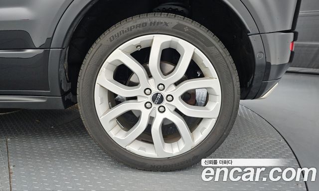 Land Rover Range Rover Evoque 2.0 TD4 HSE Dynamic 2017 — фото 21