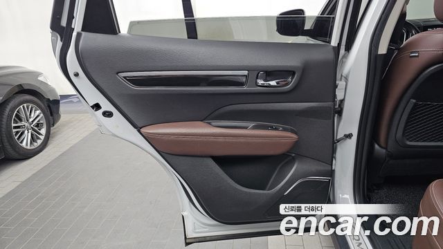 Renault Korea QM6 Diesel 2WD RE Signature 2019 — фото 25