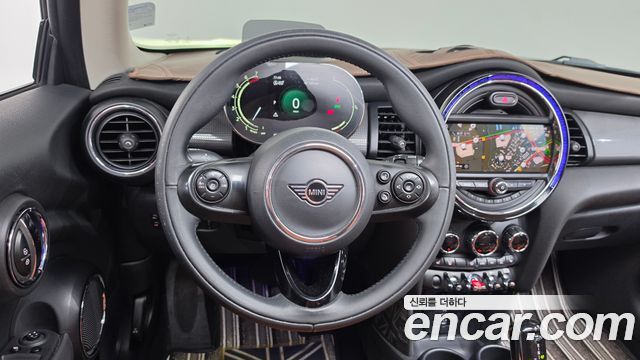 MINI Cooper HIGH Third Generation 2021 — фото 13