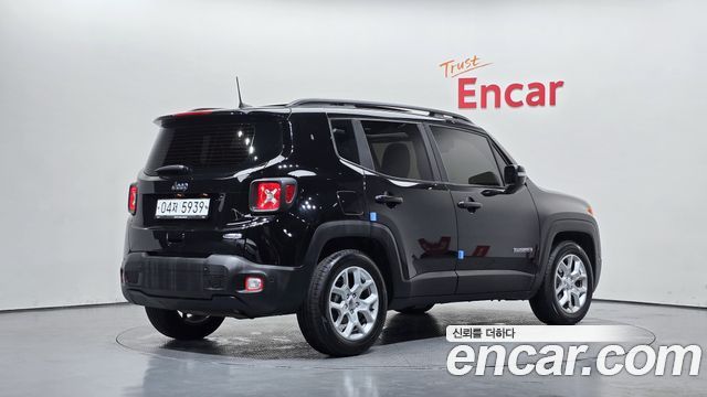 Jeep Renegade 2.4 Longitude High 2018 — фото 2