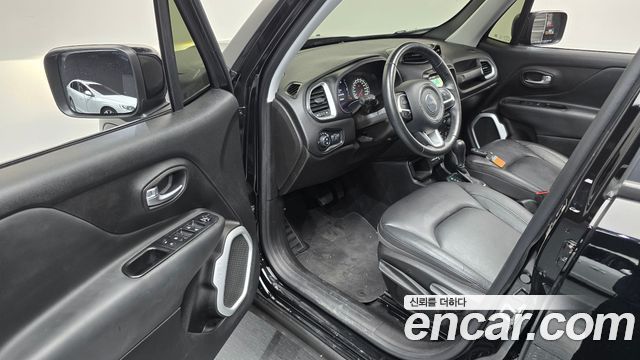 Jeep Renegade 2.4 Longitude High 2018 — фото 10