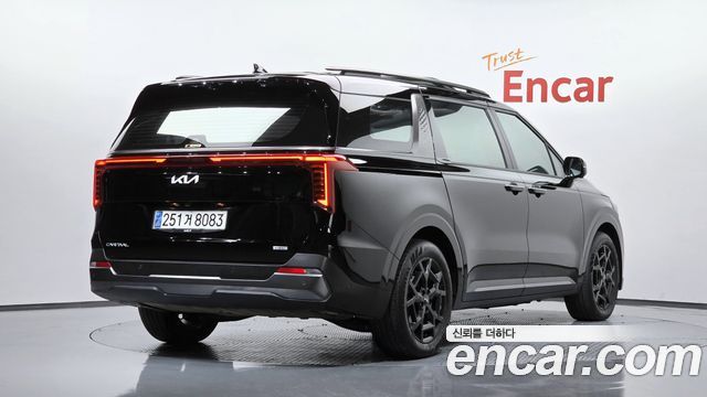 Kia Carnival (IV) HEV 9seater Gravity 2025 — фото 2
