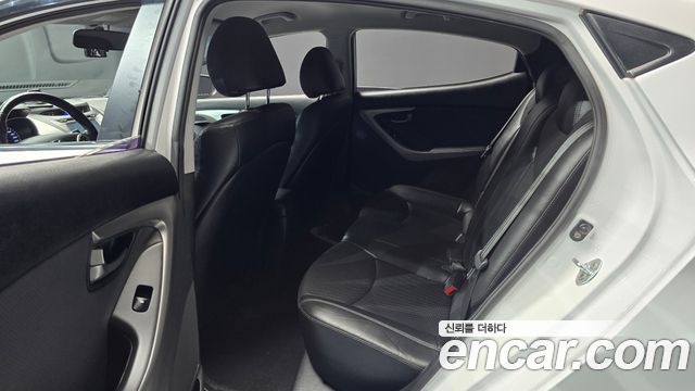 Hyundai Avante (MD) M16 GDI Avenue 2013 — фото 12