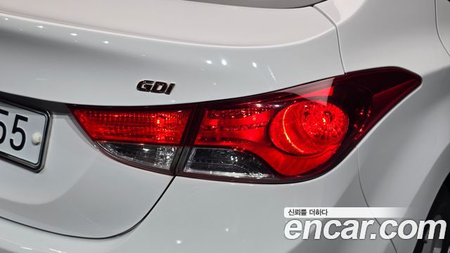 Hyundai Avante (MD) M16 GDI Avenue 2013 — фото 23